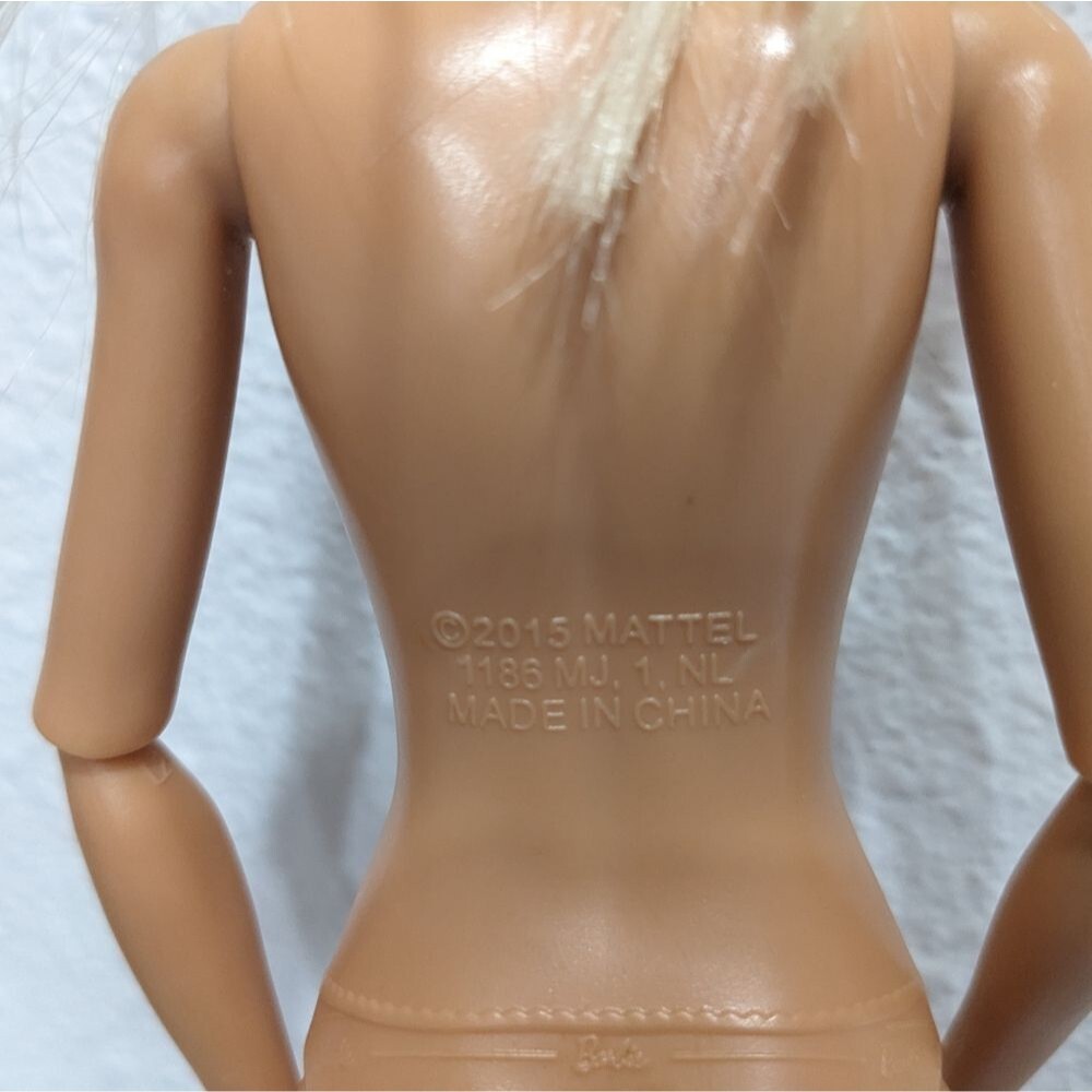Barbie Hugs N' Horses Playset, Incomplete - Picture 7 of 14